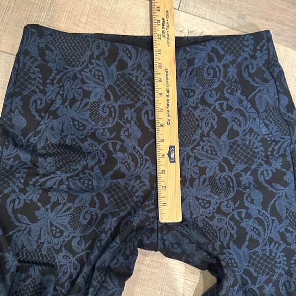 CHICOS FABULOUSLY SLIMMING WOMENS BLUE PRINT SIZE 2 ANKLE PULL ON PANTS - Picture 5 of 9